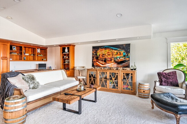 Photo - 2724 N Starr St Unit ID1296620P