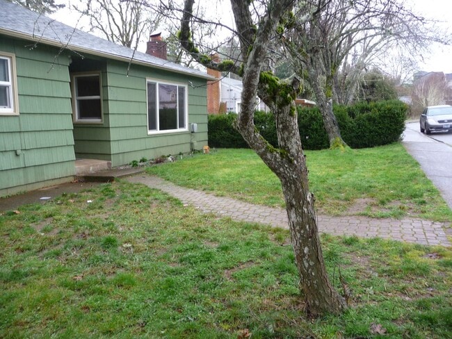 Photo - Hardwood floors