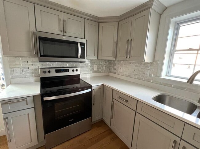 Photo - 5 Church St Unit 1