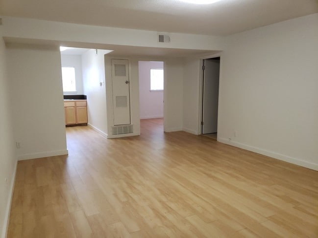 Antilles Apartments