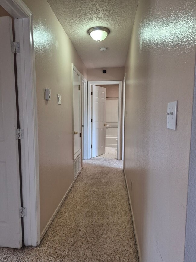 Photo - 4604 Bismark Hills Way NE