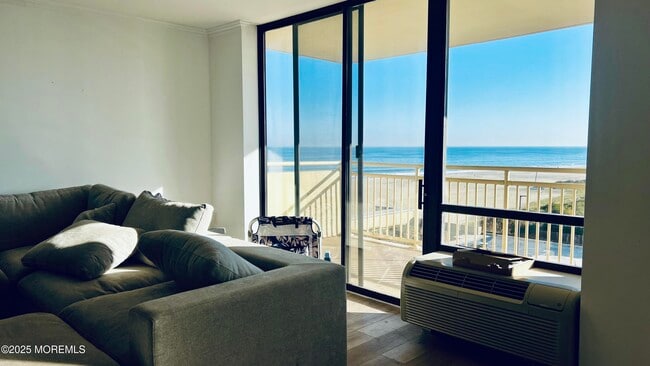 Building Photo - 787 Ocean Ave Unit 505 Rental