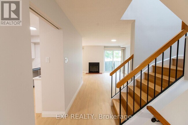 Photo - 710 Coronation Ave.