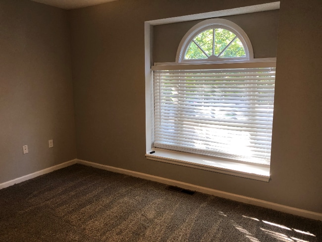 Photo - 1691 Paddlewheel Dr NE