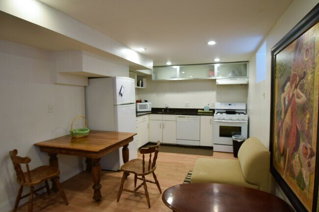 Photo - 240 Mason Ter