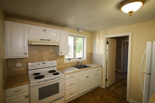 Photo - 11 Nixon Ave Apartment Unit 1L