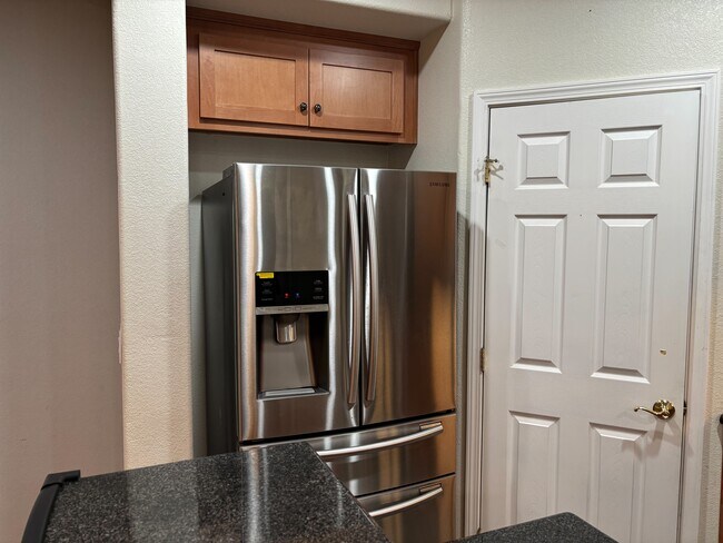 Photo - 3339 Monaghan St