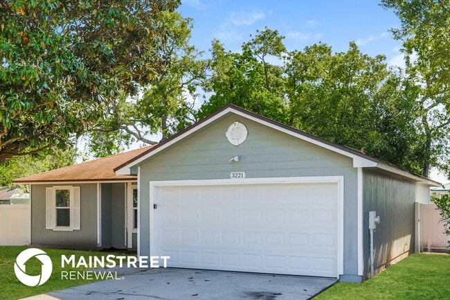 Photo - 3221 Ryans Ct