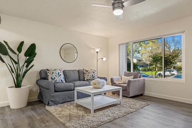 Deluxe Living Room - Aggie Square Apartments