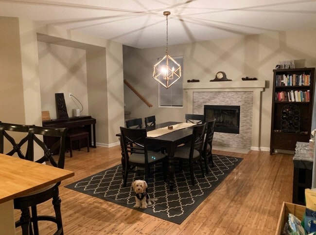 Photo - 2348 Marina Glen Way