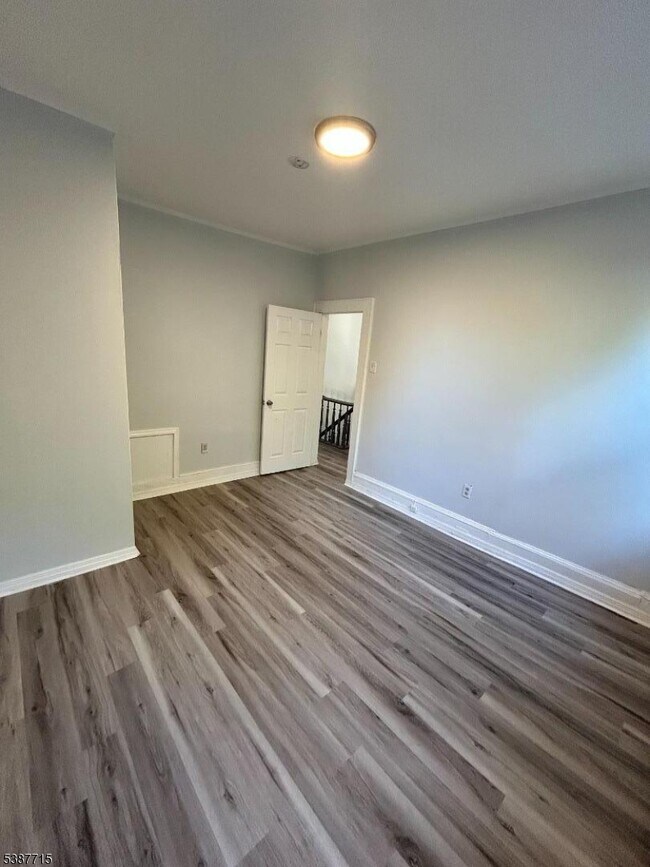 Photo - 170 Claremont Ave