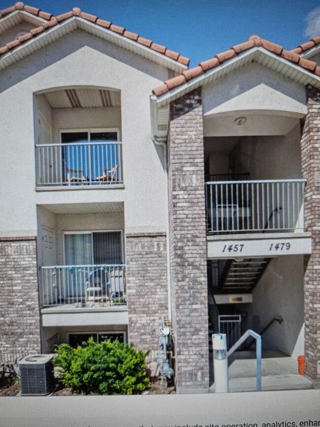 Building Photo - 3 Bed 2 Bath TH in Orem For Rent!