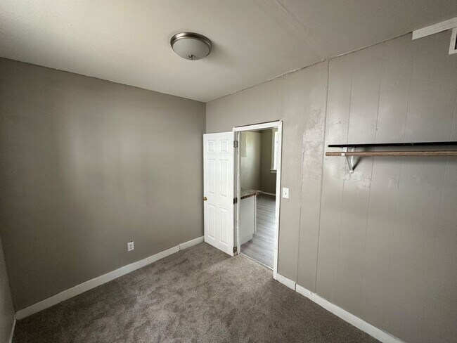 Photo - 2136-2138 S 24th St - Duplex Unidad 2136 Lower