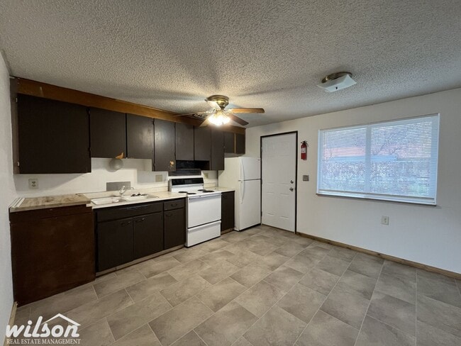 Photo - 35 W Viola Ave Unit C