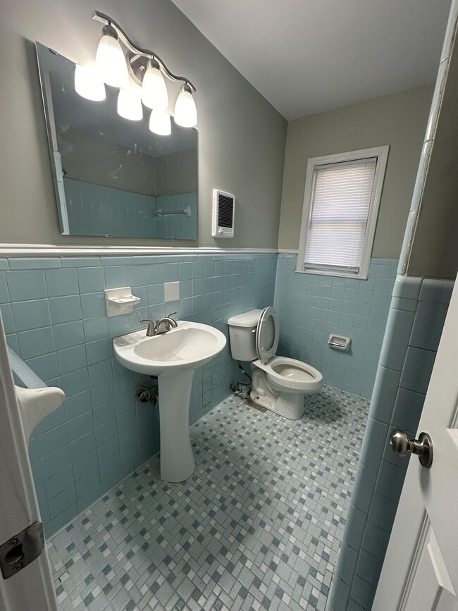 Photo - 1051 Rulnick St