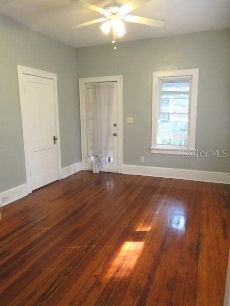 Photo - 607 6th Ave N