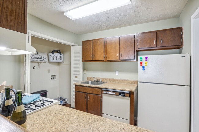 Reserve at Twin Oaks