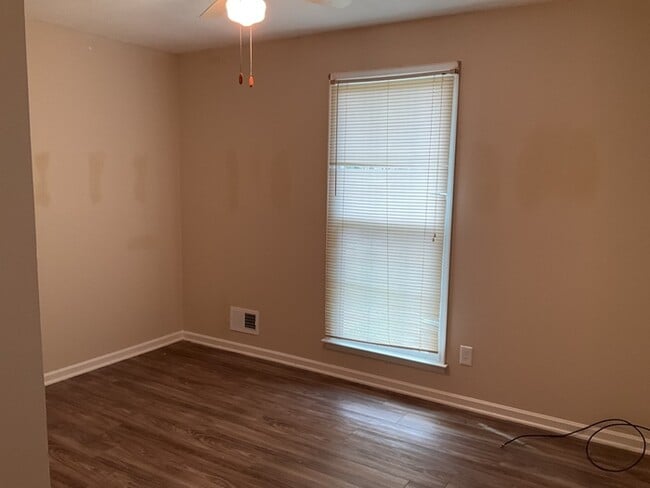 Photo - 2704 Monza Trail