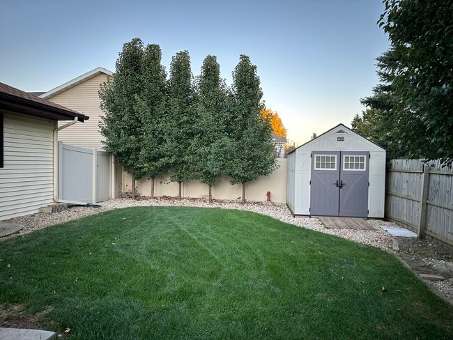 1621 Southridge Dr
