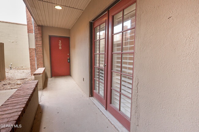 Photo - 4433 N Stanton St