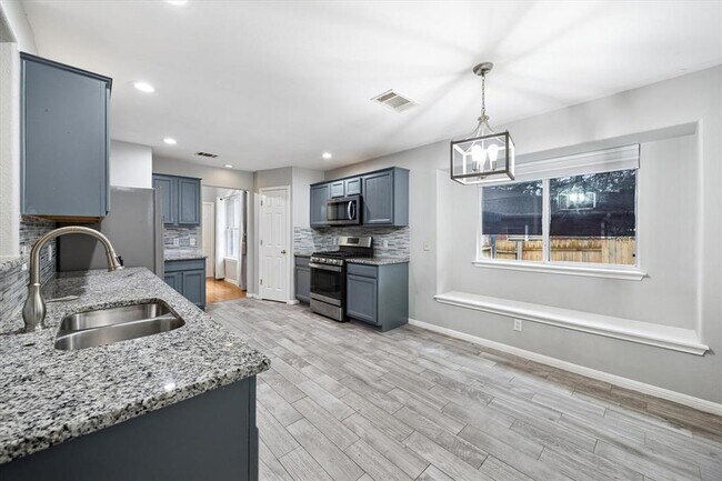 Photo - 101 Muscovy Ln