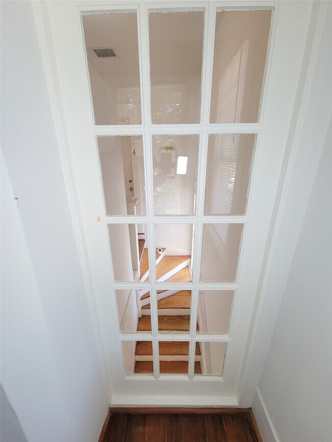 Photo - 815 Sul Ross St Unit 3
