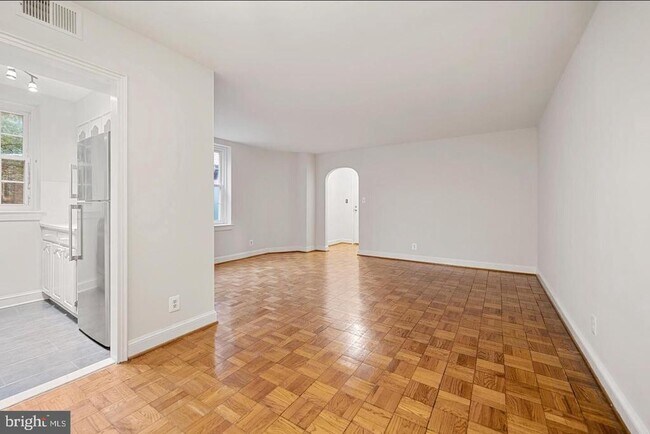 Photo - 30 S Old Glebe Rd Unidad 106-E