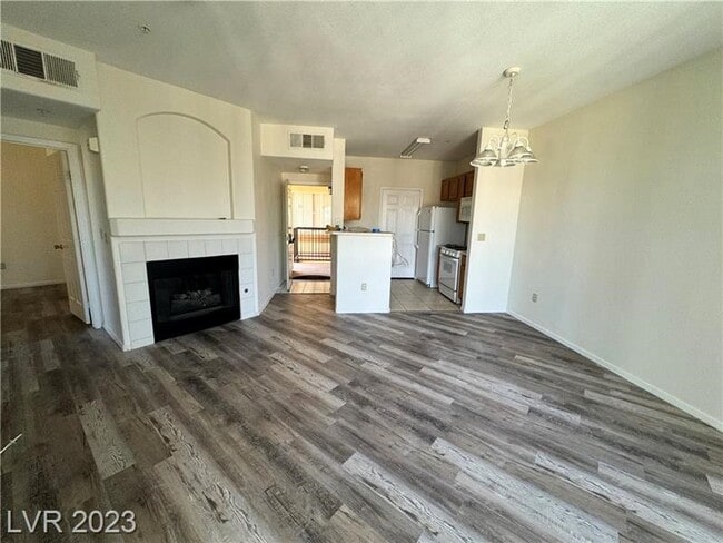 Photo - 7155 S Durango Dr Unit 304