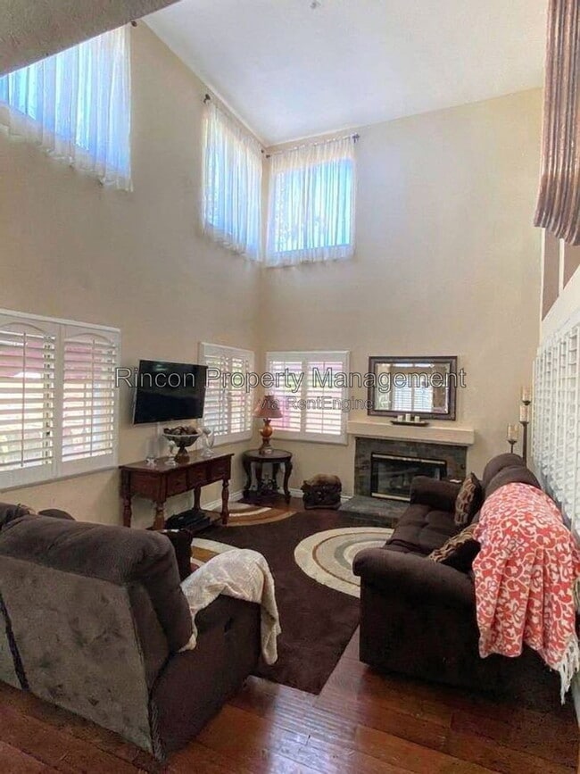 Photo - 2303 Otter Creek Ln