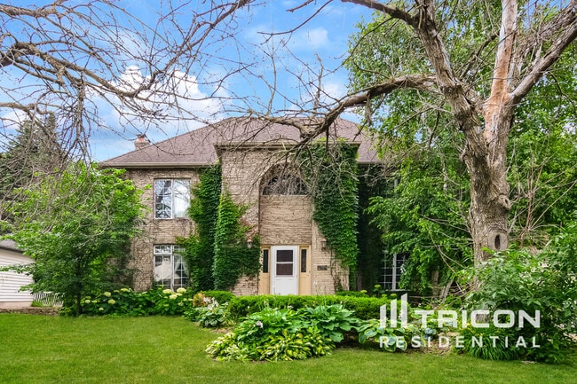 Building Photo - 13729 Danbury Path Rental