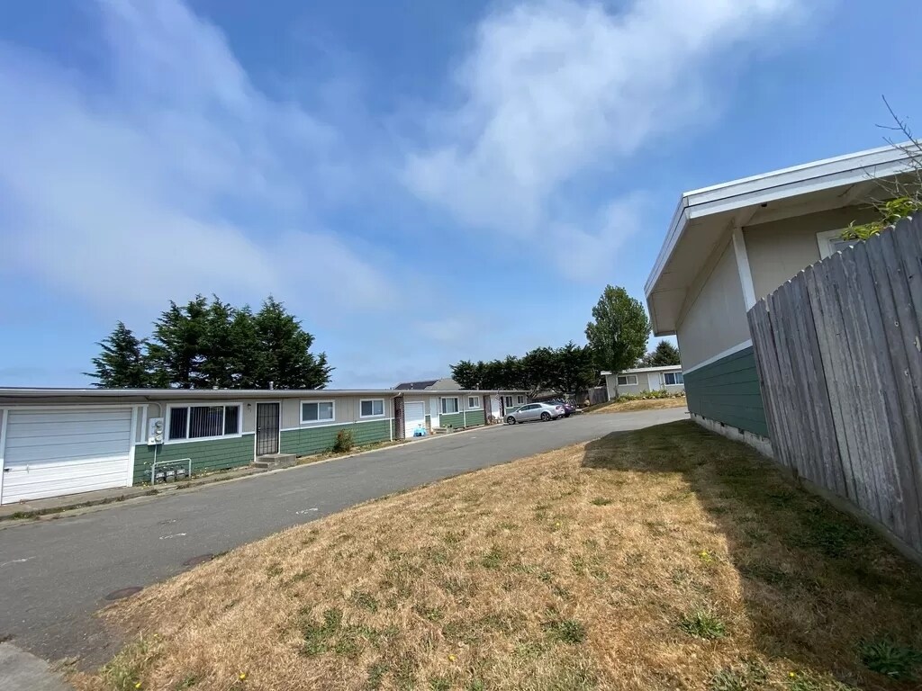 Photo - 6335 Humboldt Hill Rd