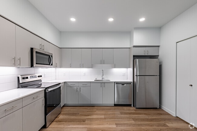 2BR, 2BA - 1263SF