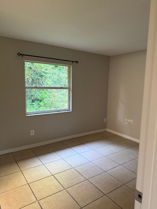 Photo - 56 Saint Johanna Dr