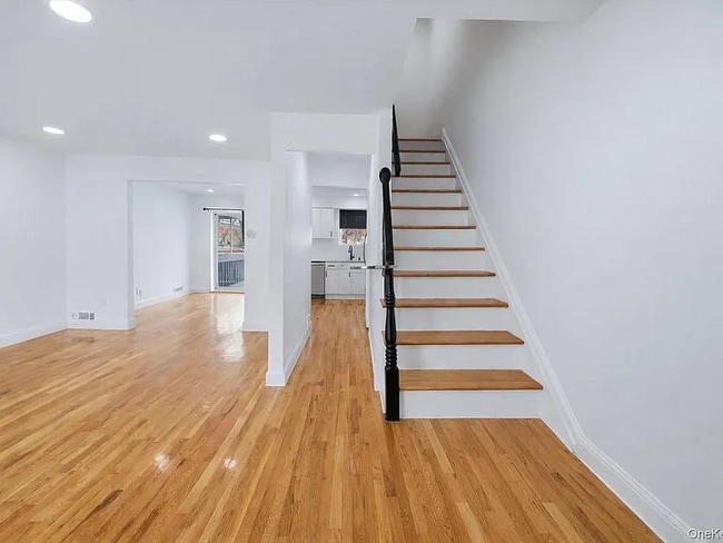 Photo - 252 Brinsmade Ave