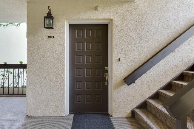 Photo - 204 Quayside Cir Unit 201