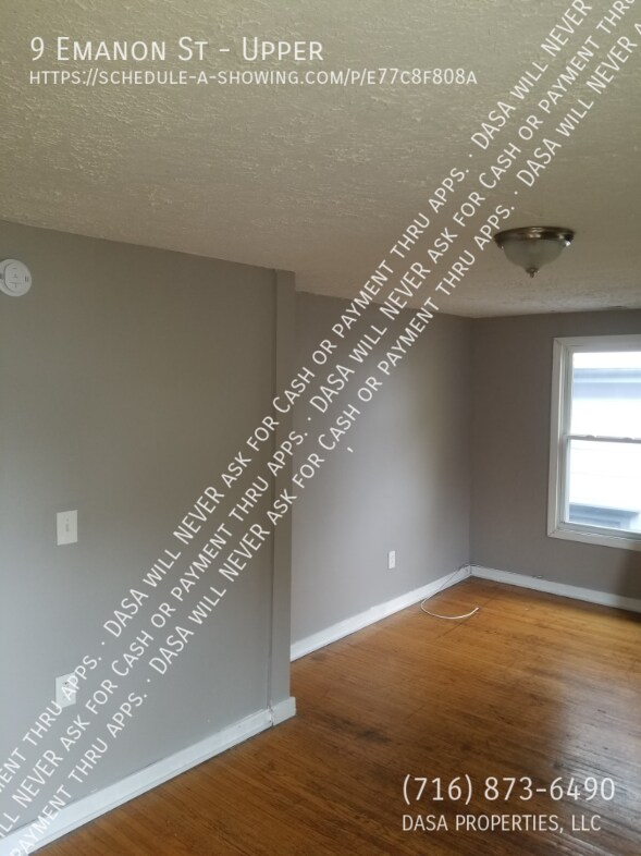 Photo - 9 Emanon St Unit Upper