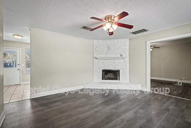 Photo - 2120 Blair Rd