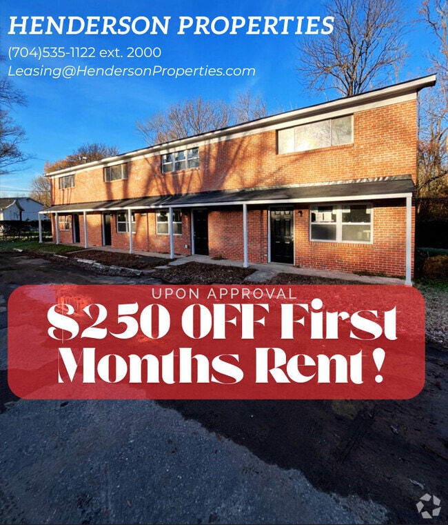 Building Photo - 2715 Dundeen St Rental
