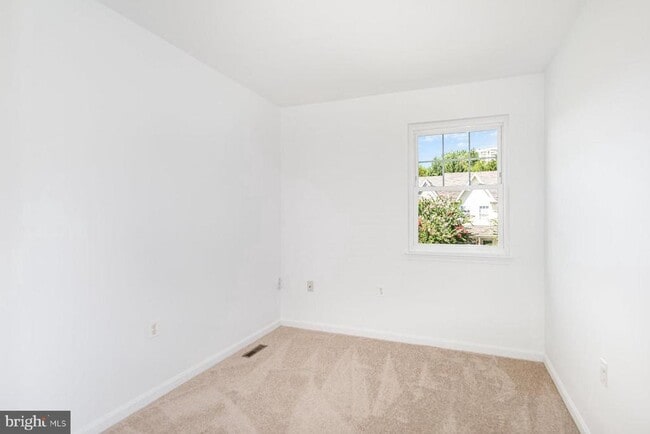 Photo - 509 McManus Way