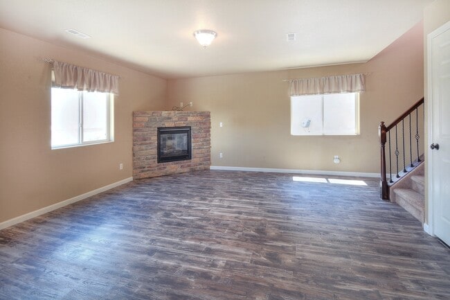 Photo - 7687 Manistique Dr