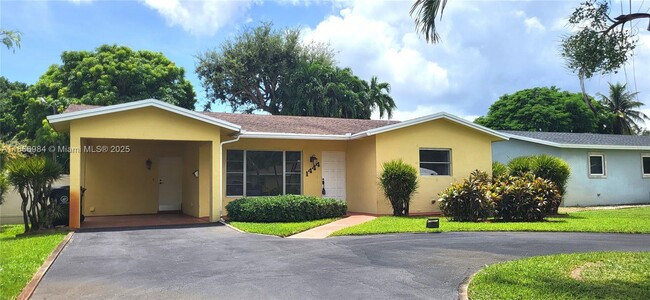 Photo - 1444 SW 32nd Ct House