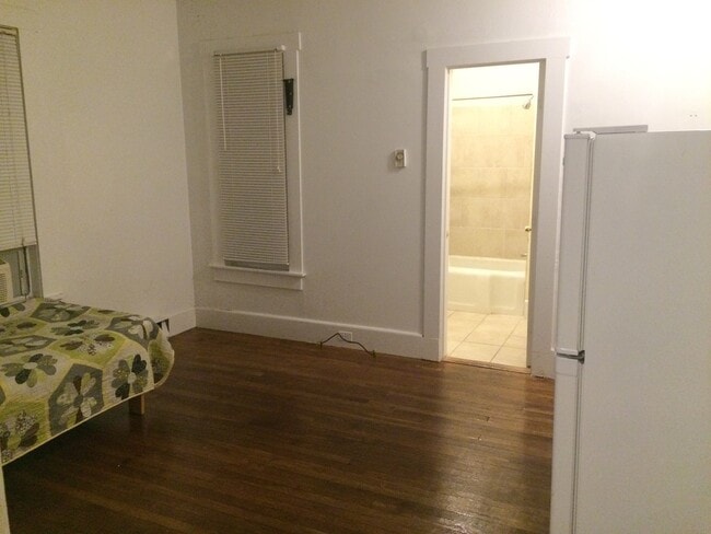 Photo - 38 Gordon St Unit 1