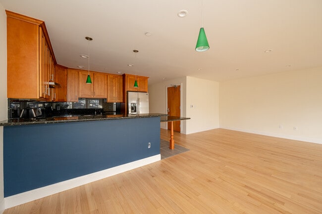 Photo - 1525 Ocean Ave Unit C