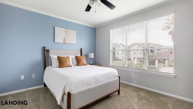 Photo - 14807 Woodland Hills Dr Unidad 5208