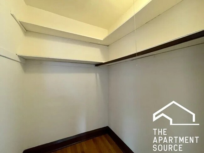 Photo - 3312 W Schubert Ave Unit 3312 West Schubert Avenue