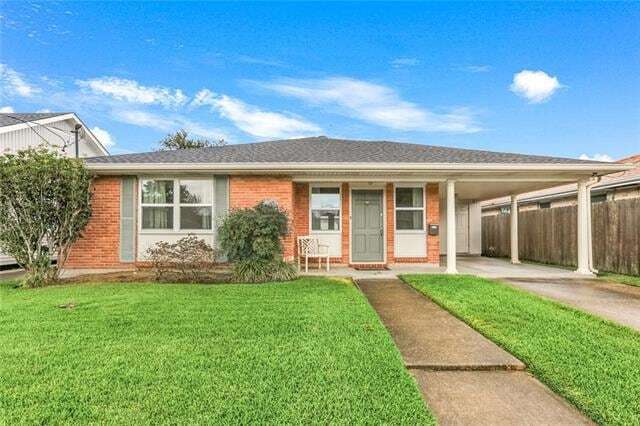 Photo - 561 E William David Pkwy