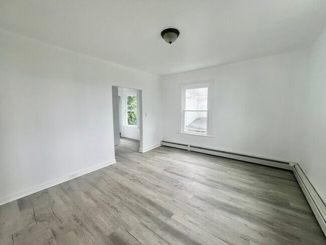 Photo - 236 Willetts Ave Unit B