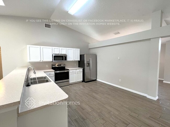 Photo - 5341 NW Aloha St Casa