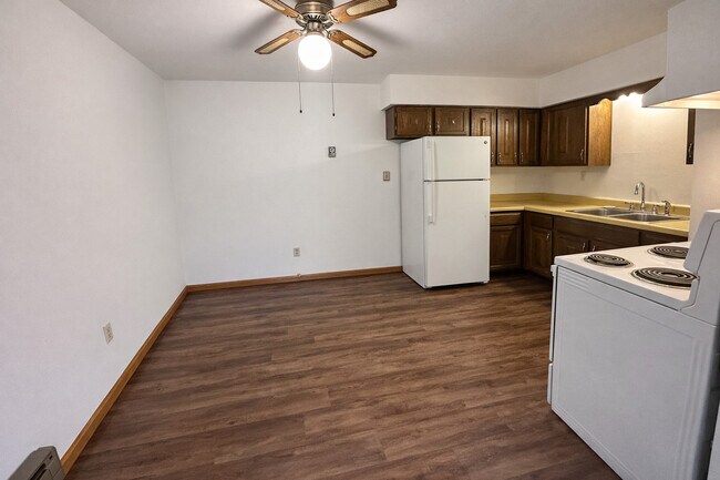 Photo - Eagle Rock Apartments