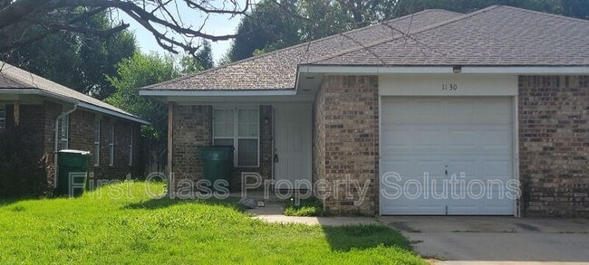 Building Photo - 1130 N Gardner Ave Rental